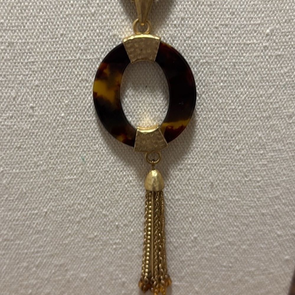 Coldwater Creek Signed 7 Strand GoldTone Necklace with Amber Colored Pendant. - Picture 3 of 7